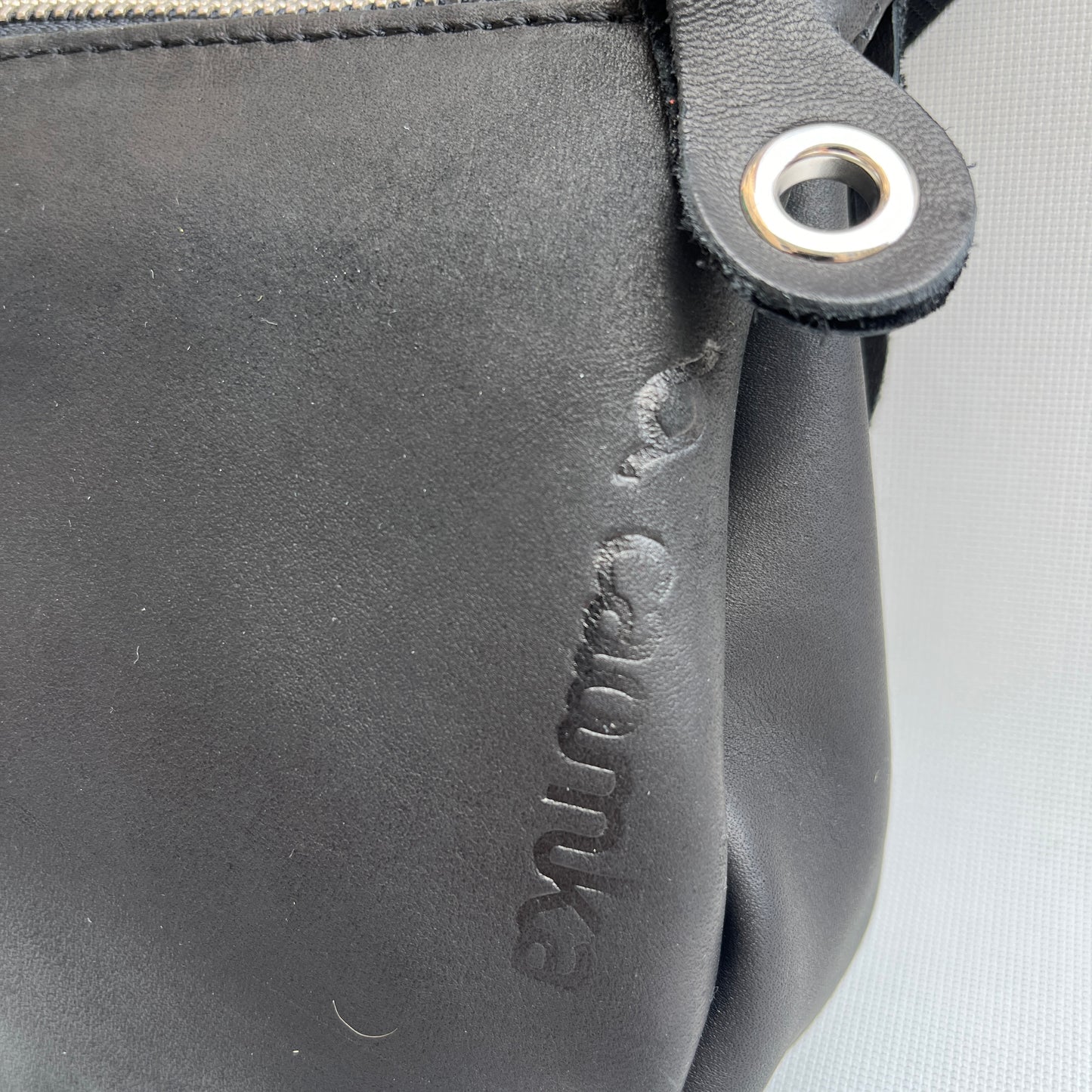 Premium Black & Skulls · Piel - Cuero · Pieza Exclusiva Núm. 15328