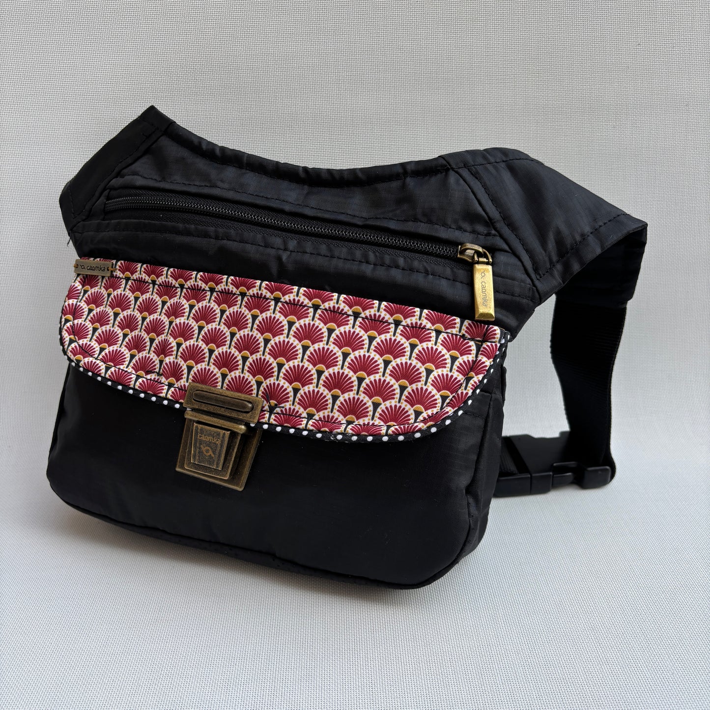 Riñonera "Black Persian" · Impermeable · Pieza Exclusiva Núm. 16927