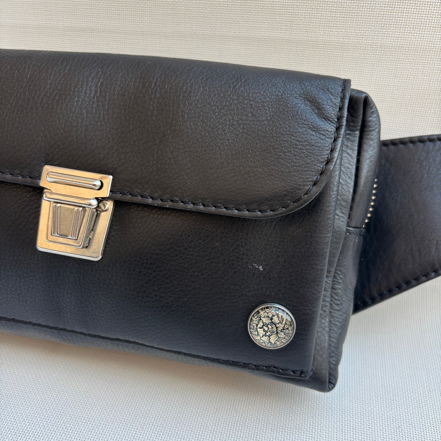 BioCuir Unisex 6702 BioCuir® natural leather Exclusive Unisex Piece