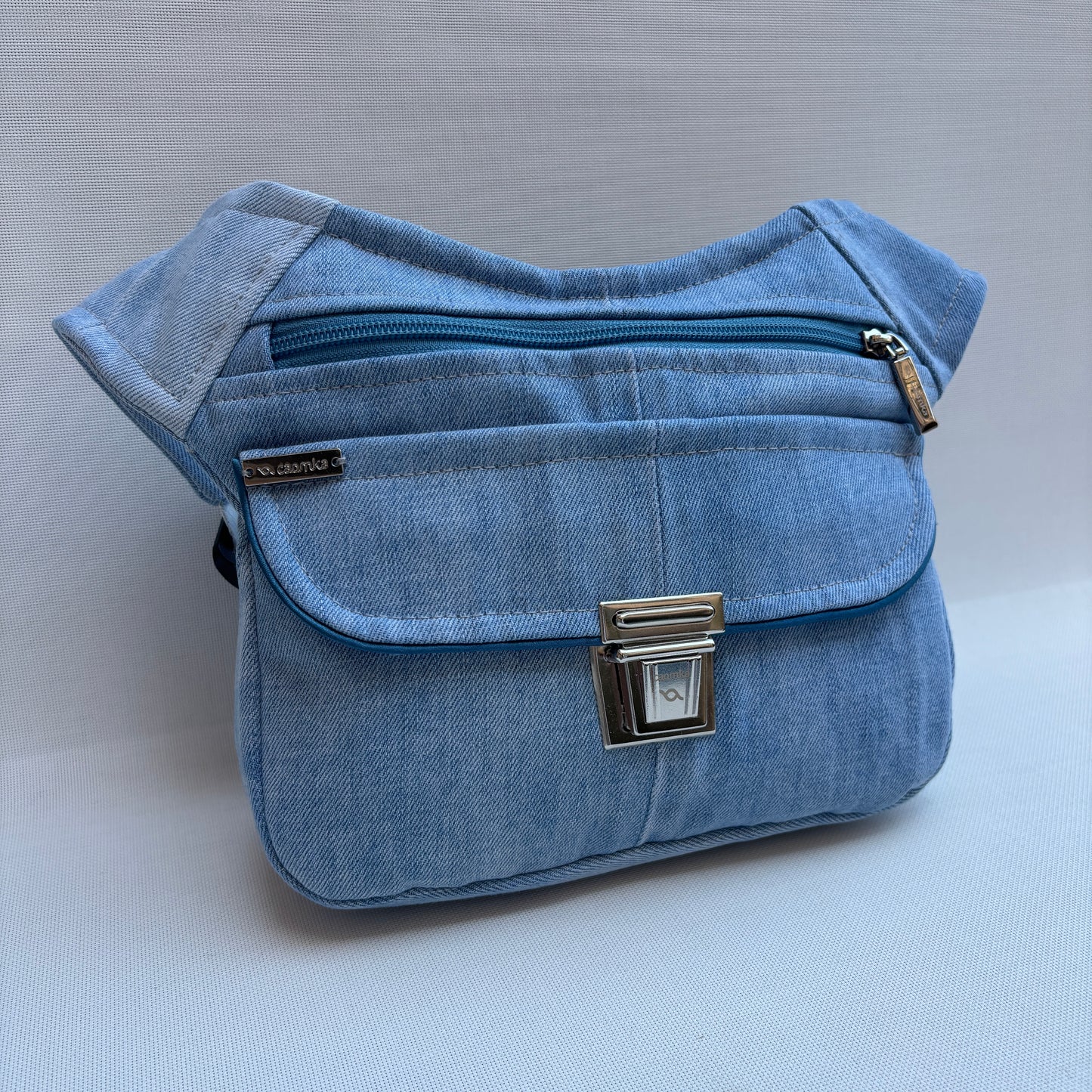 Riñonera "Sweet" ♻️ Jeans Recycled ♻️ · Pieza Única Núm. 17870