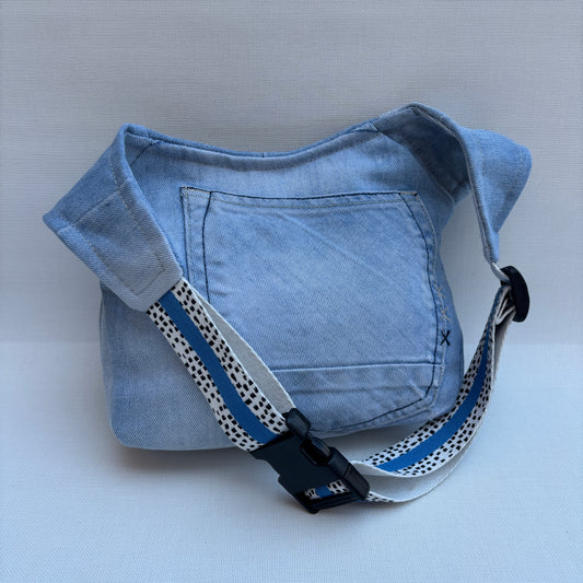 Riñonera "Sweet" ♻️ Jeans Recycled ♻️ · Pieza Única Núm. 17870