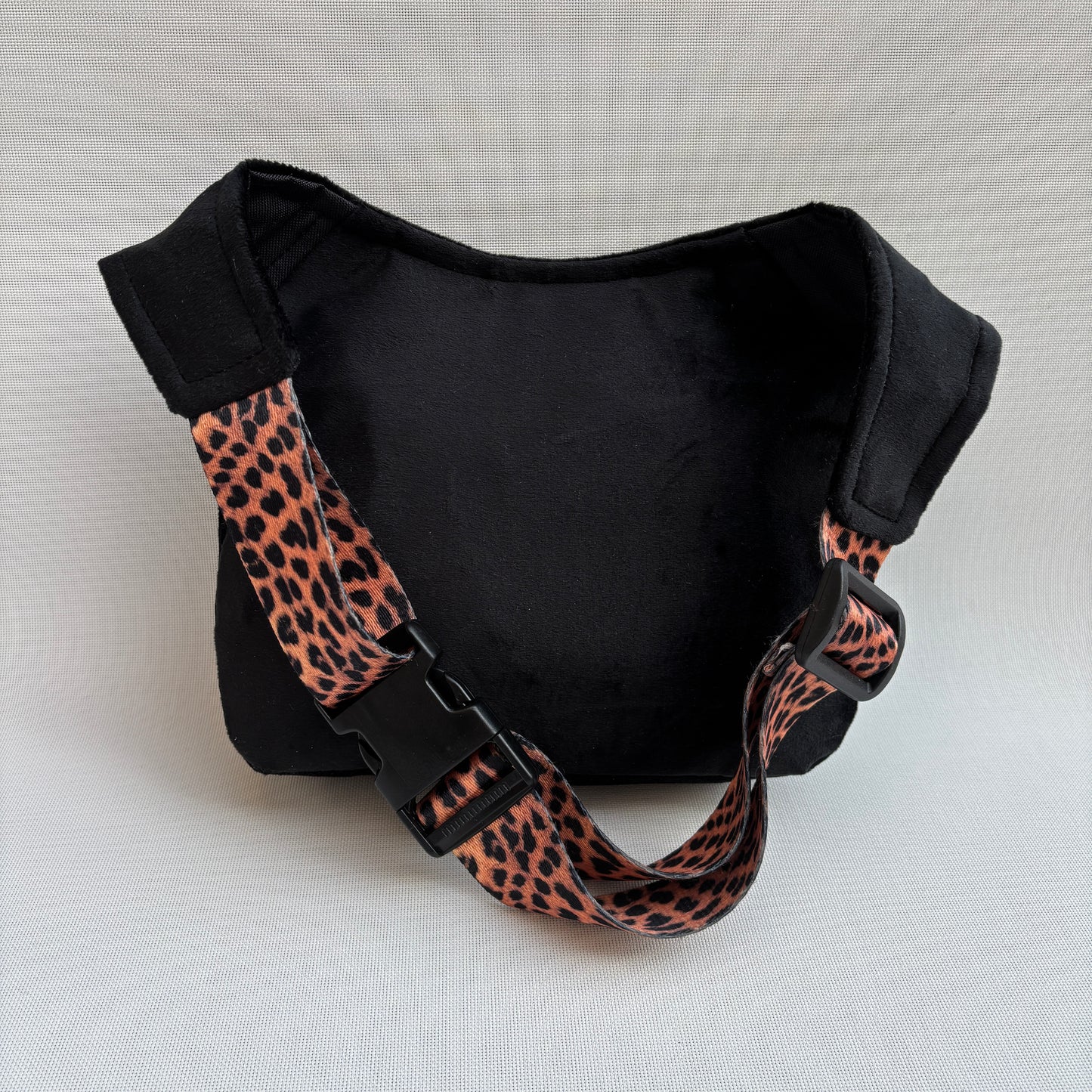 Riñonera "Elegant Black Top" · Terciopelo · Pieza Única Núm. 16916