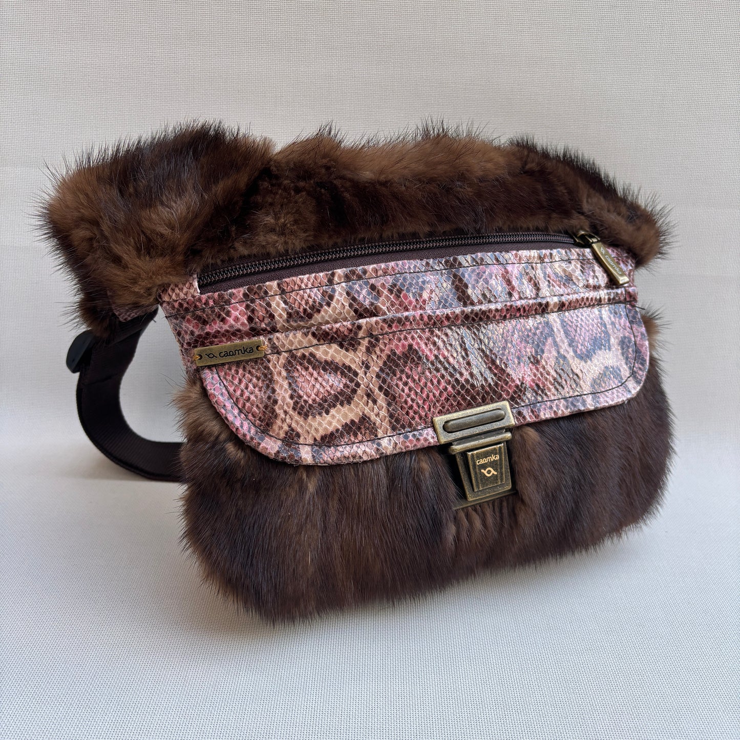 Riñonera "Special Animal Print Felina" · Polipiel + Bolsillo trasero · Pieza Única Núm. 18479