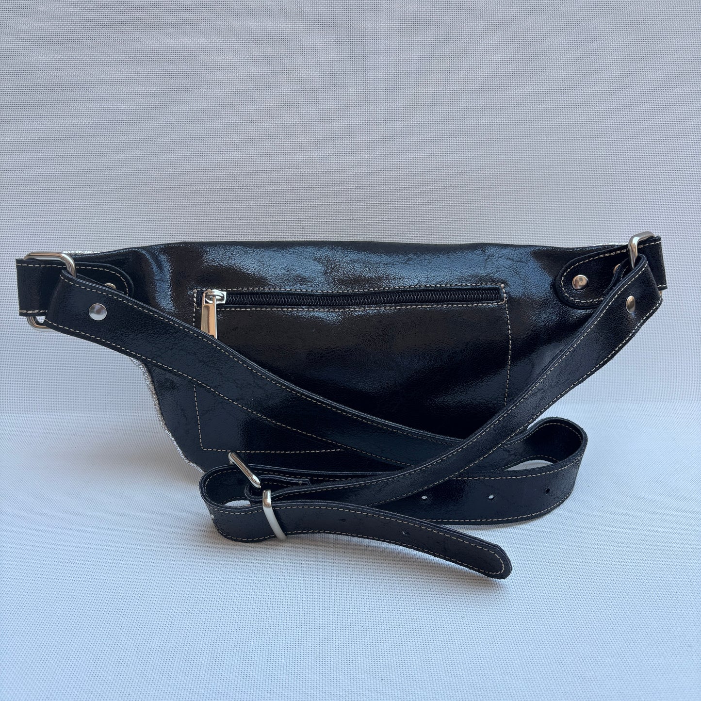 Riñonera "Premium Retro Chic Silver Black" · Piel / Cuero · Pieza Exclusiva Núm. 17828