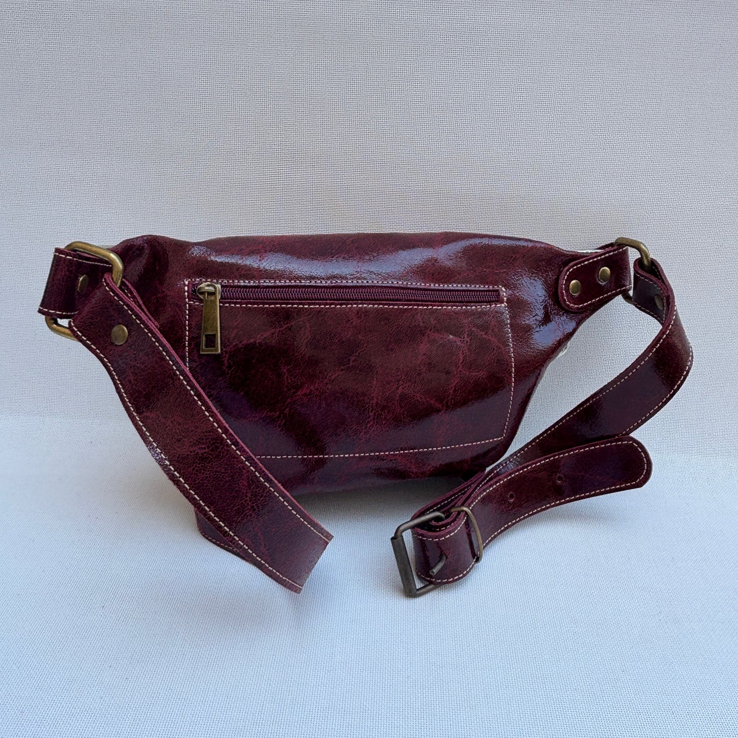 Riñonera "Premium Retro Chic Golden Burdeos" · Piel / Cuero · Pieza Exclusiva Núm. 17829