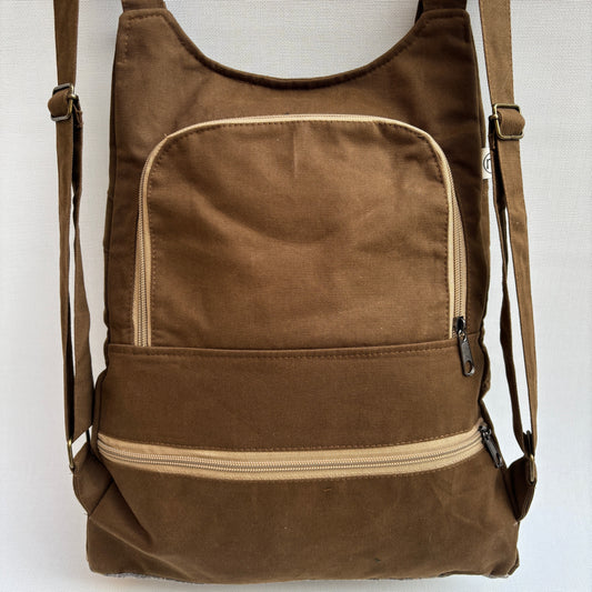 Mochila "Bhaktapur" Camel  · Pieza 16920