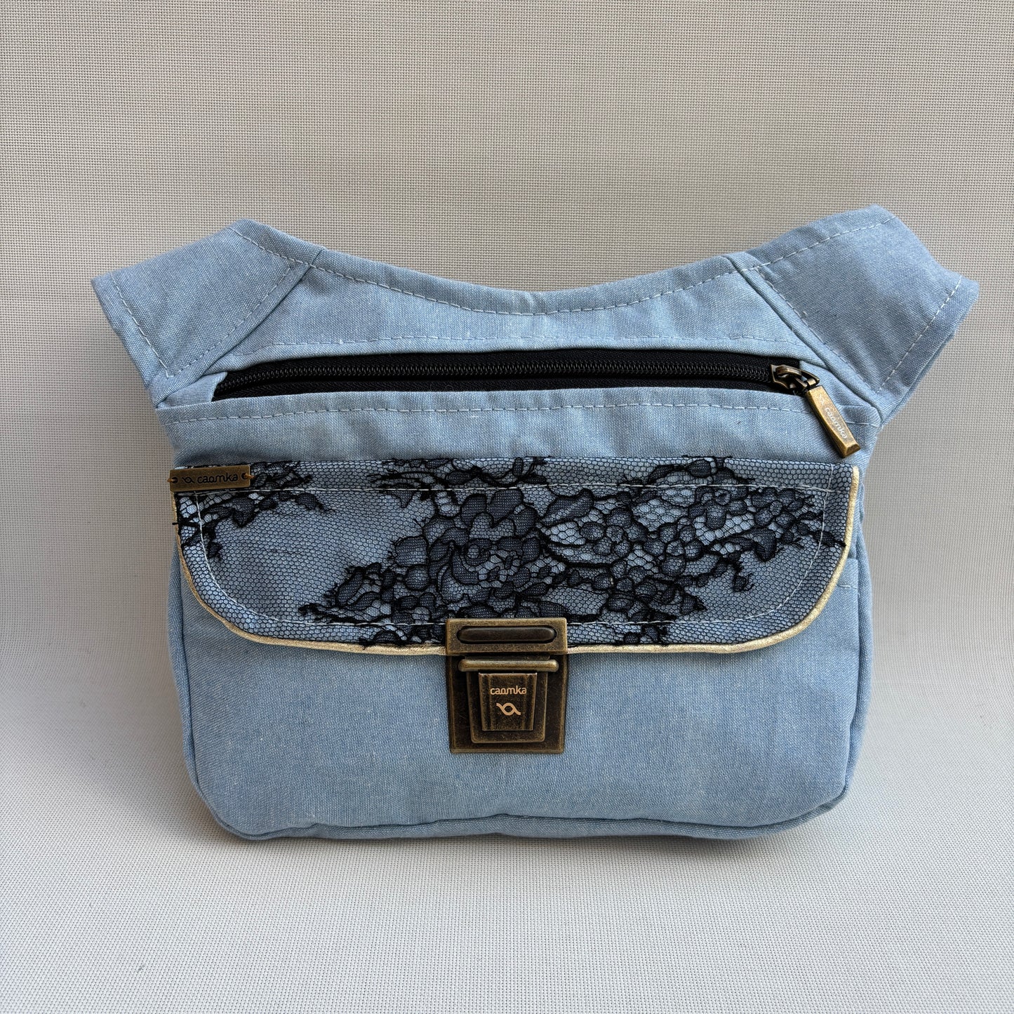Riñonera "Elegant Sky Blue Top" + Bolsillo trasero · Pieza Única Núm. 18475