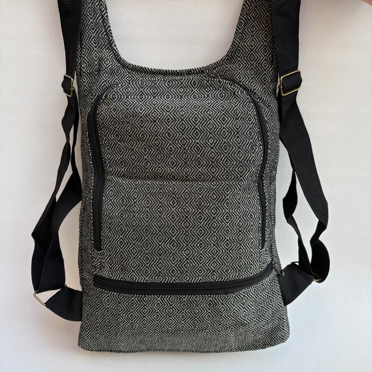 Mochila Multibolsillos "Sagarmatha" · Pieza 16926