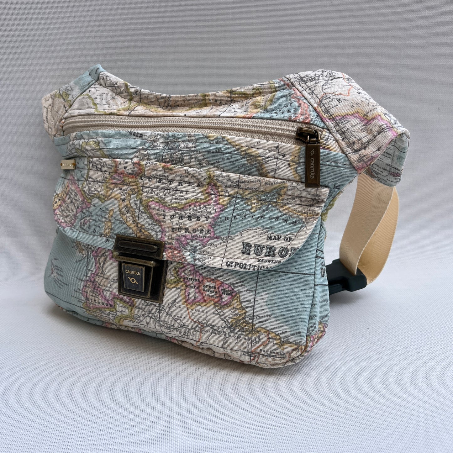 Special World Map · Waterproof · Unique Piece No. 12839
