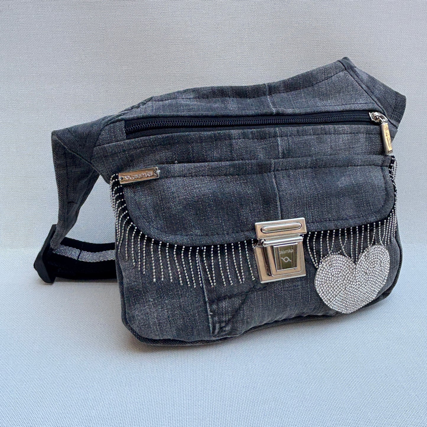 Riñonera "Special ♻️ Jeans Recycled ♻️ Top + Bolsillo trasero con cremallera · Pieza Única Núm. 17822