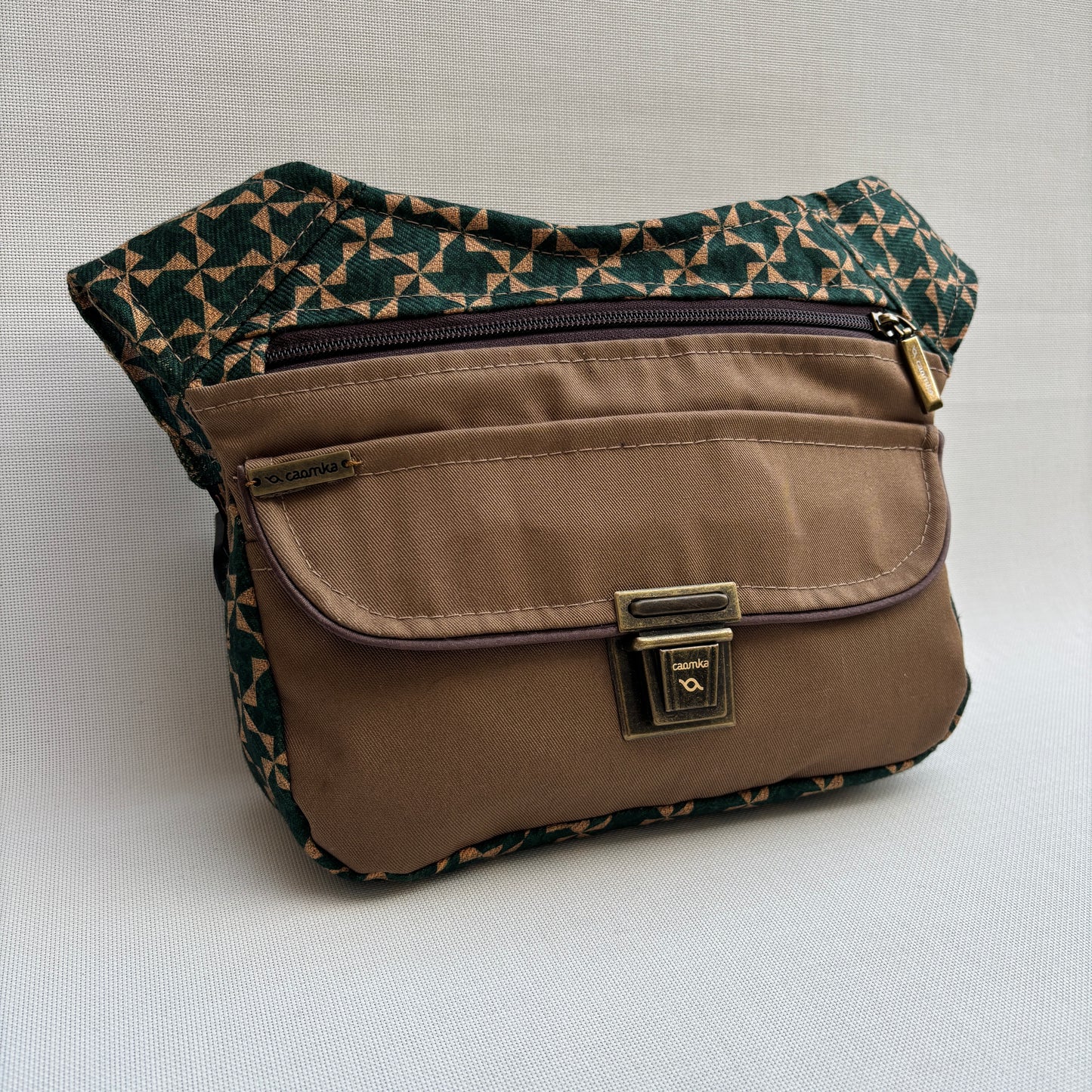 Riñonera "Special Brown & Green Top" + Bolsillo trasero · Pieza Única Núm. 18555