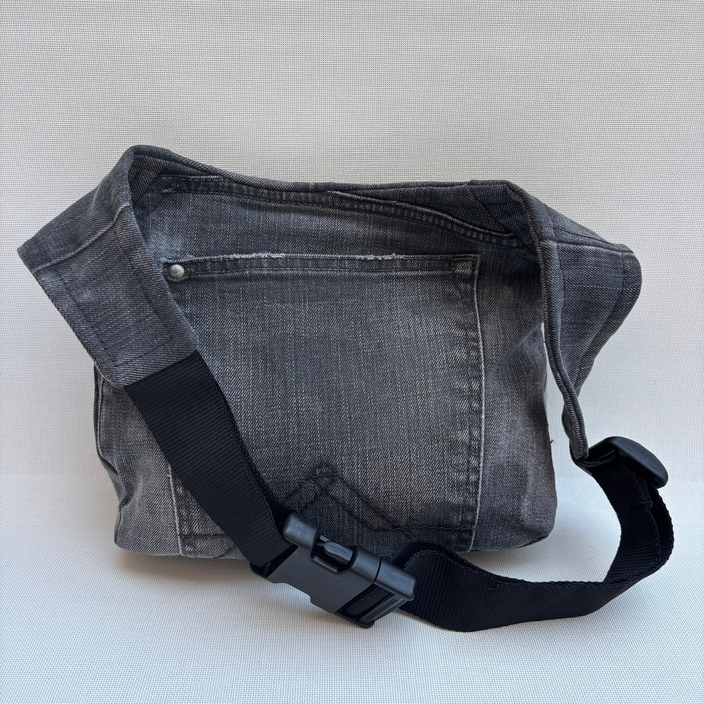 Riñonera "Special ♻️ Jeans Recycled ♻️ · Pieza Única Núm. 17825
