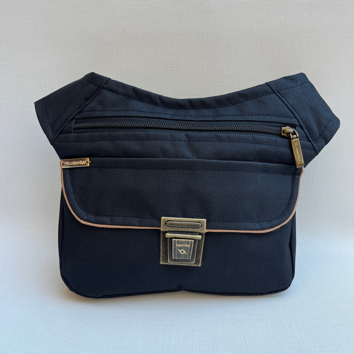 Special Black "Cordura" & Old Gold · Pieza Exclusiva Núm. 14488