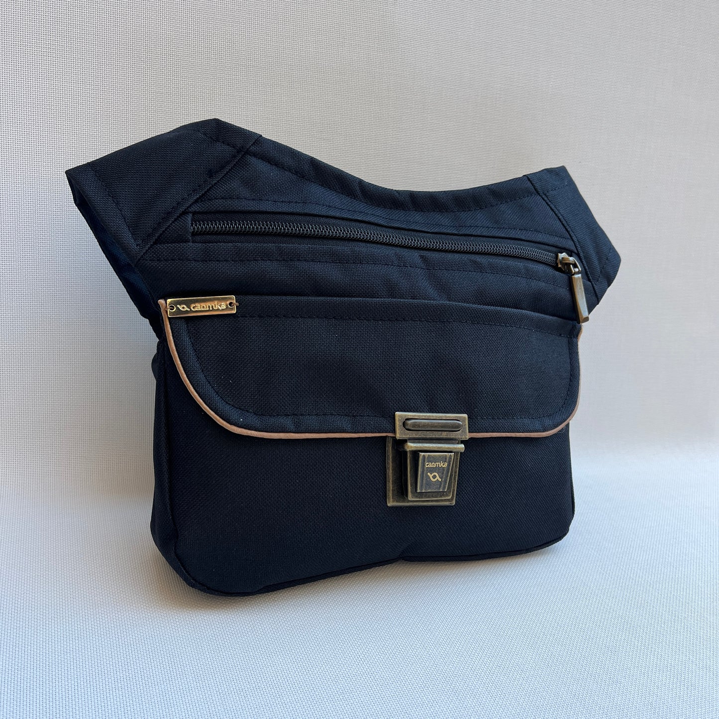 Special Black "Cordura" & Old Gold · Pieza Exclusiva Núm. 14488