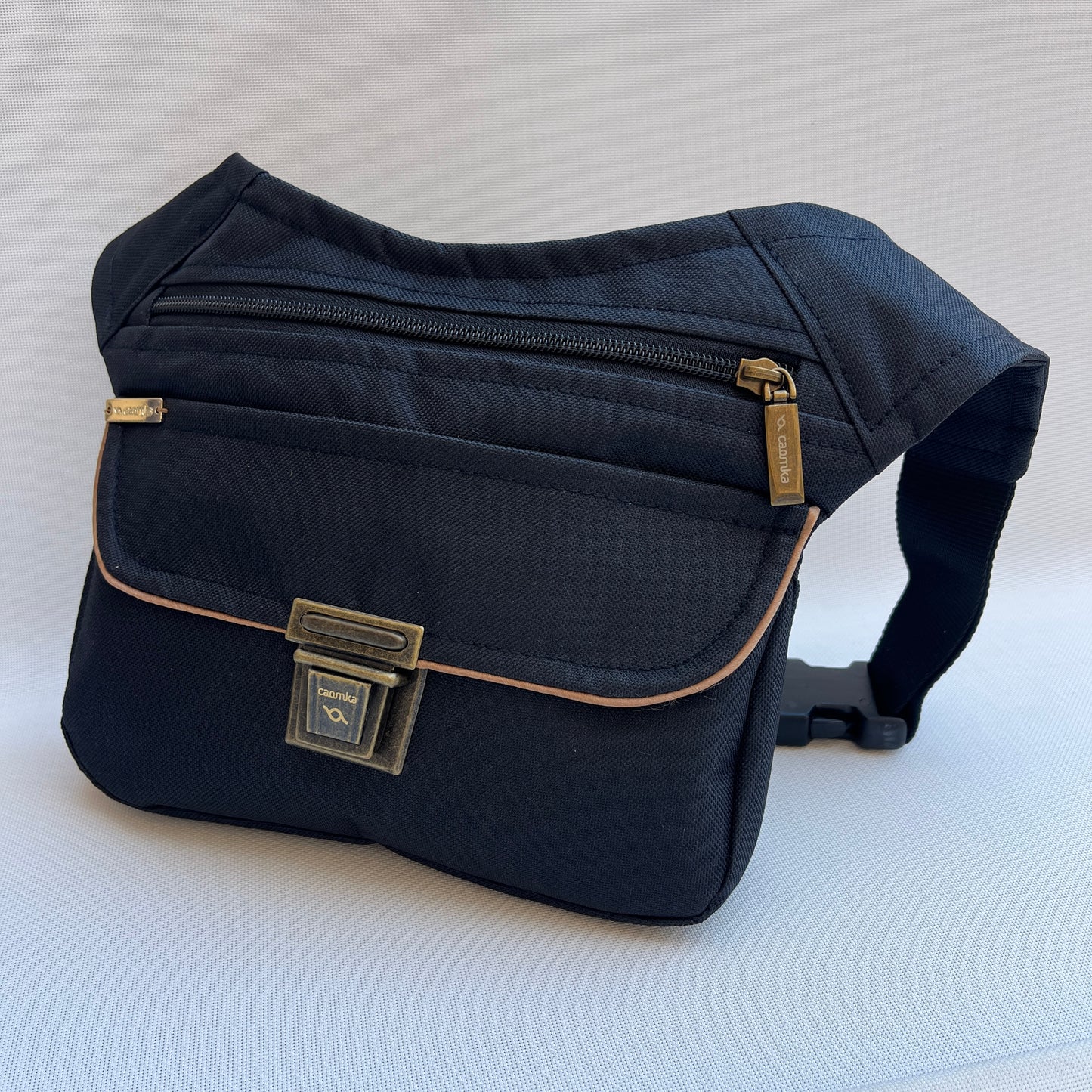 Special Black "Cordura" & Old Gold · Pieza Exclusiva Núm. 14488