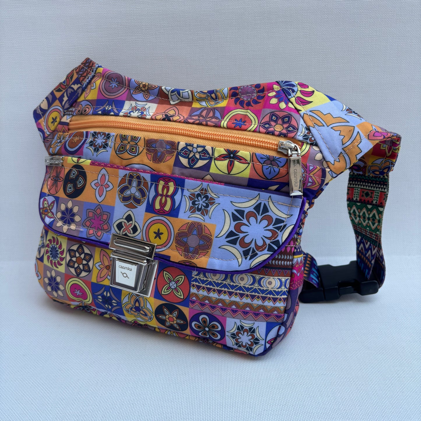 Riñonera "Special Mandalas Vintage Top" · Pieza Única Núm. 17813