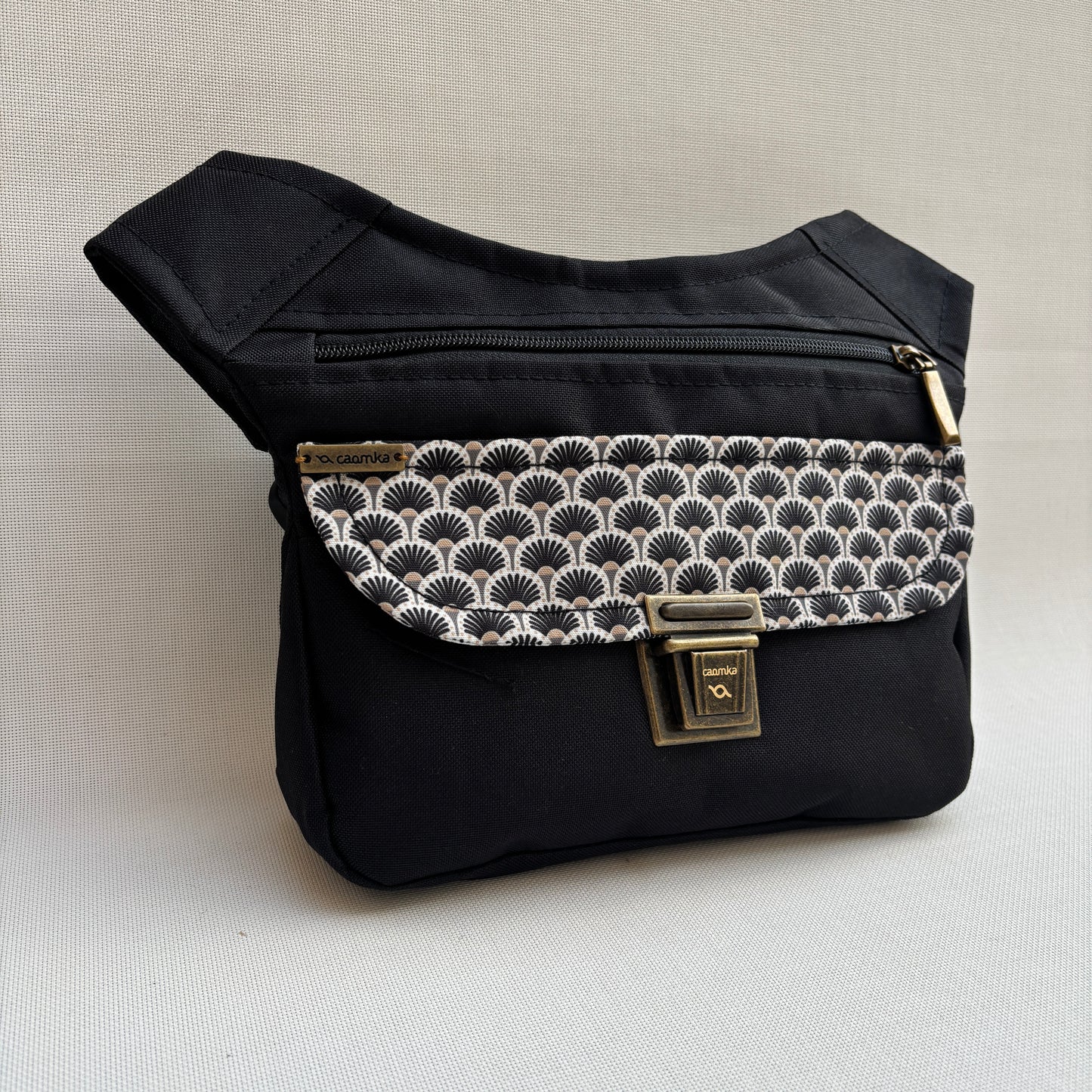 Riñonera "Special Japanese Waves" + Bolsillo trasero · Impermeable · Pieza Exclusiva Núm. 18625