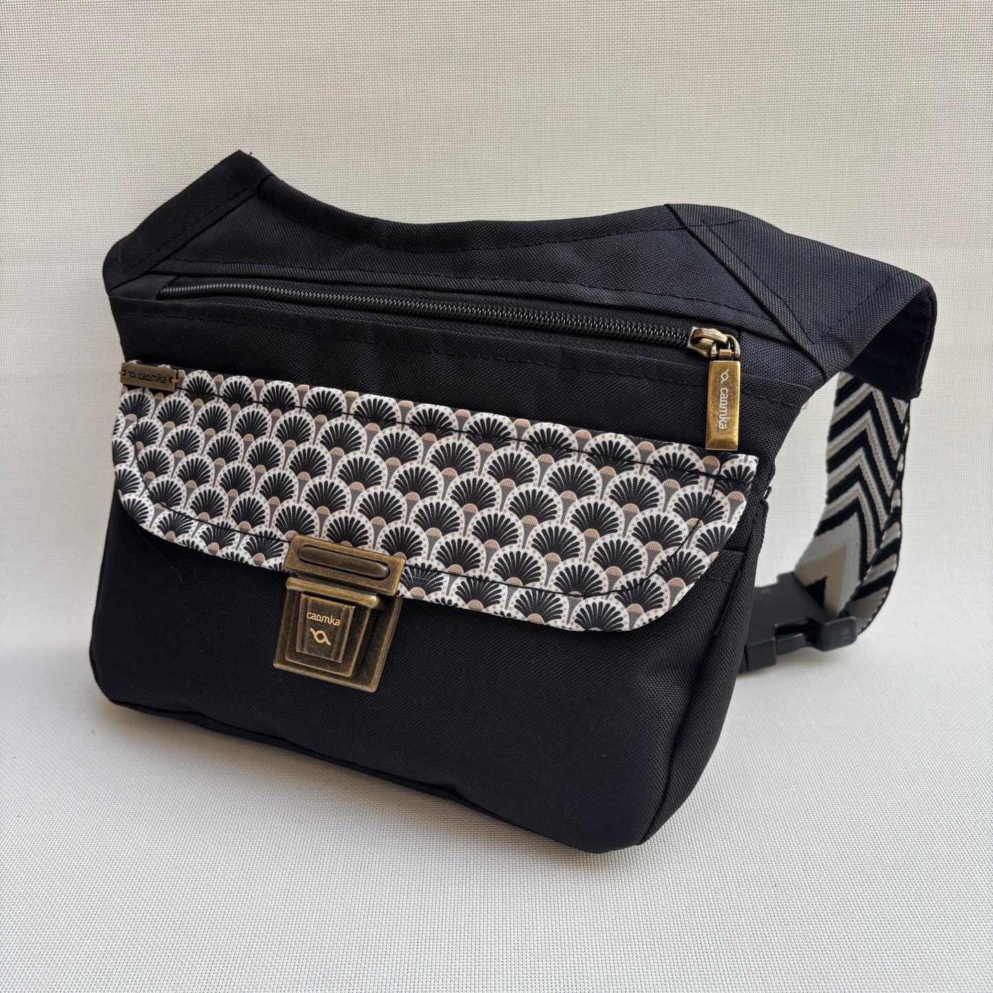 Riñonera "Special Japanese Waves" + Bolsillo trasero · Impermeable · Pieza Exclusiva Núm. 18625