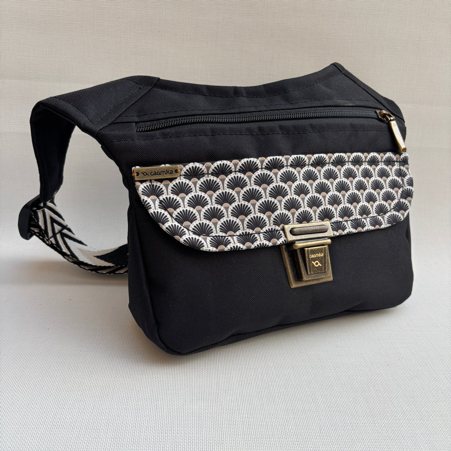 Riñonera "Special Japanese Waves" + Bolsillo trasero · Impermeable · Pieza Exclusiva Núm. 18625