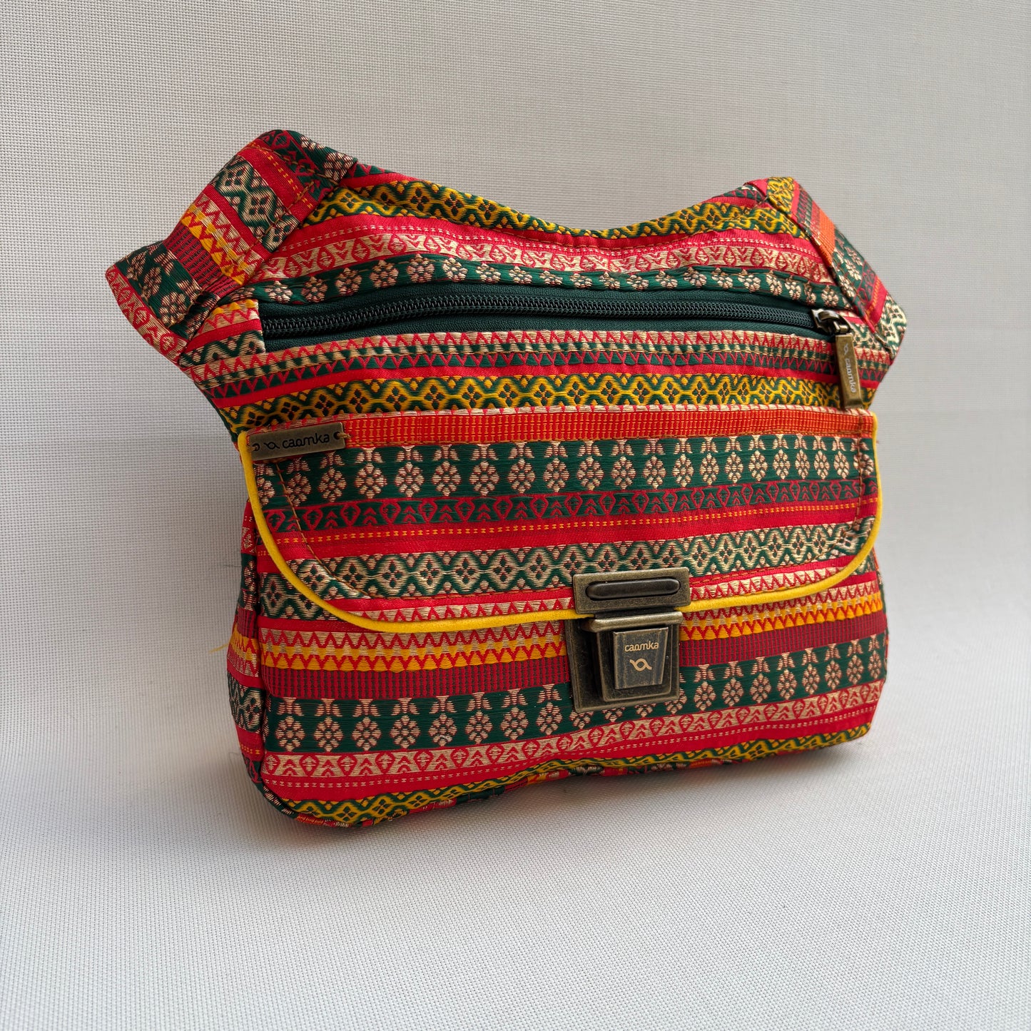 Riñonera "Special India Energy" + Bolsillo trasero · Pieza Única Núm. 18612