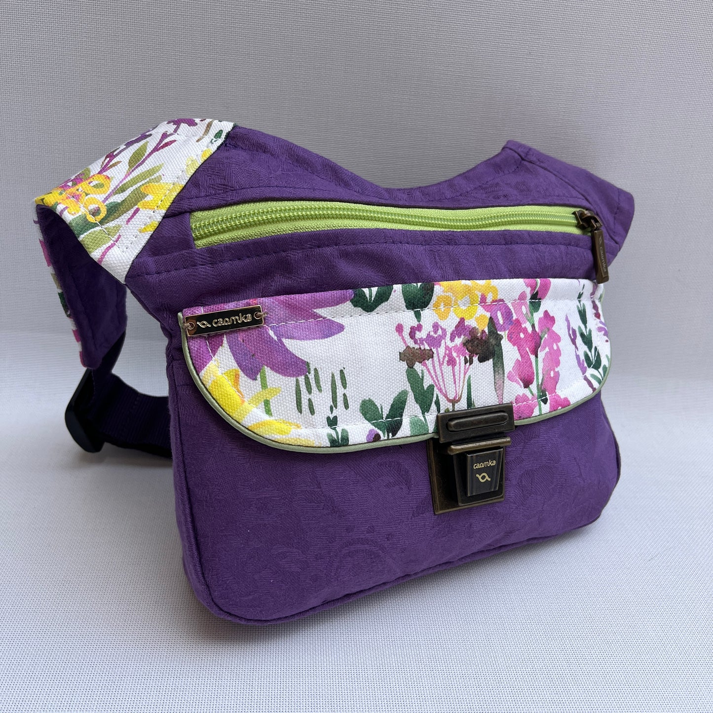 Special Purple Fantasy + Back pocket · Waterproof · Unique Piece No. 13136