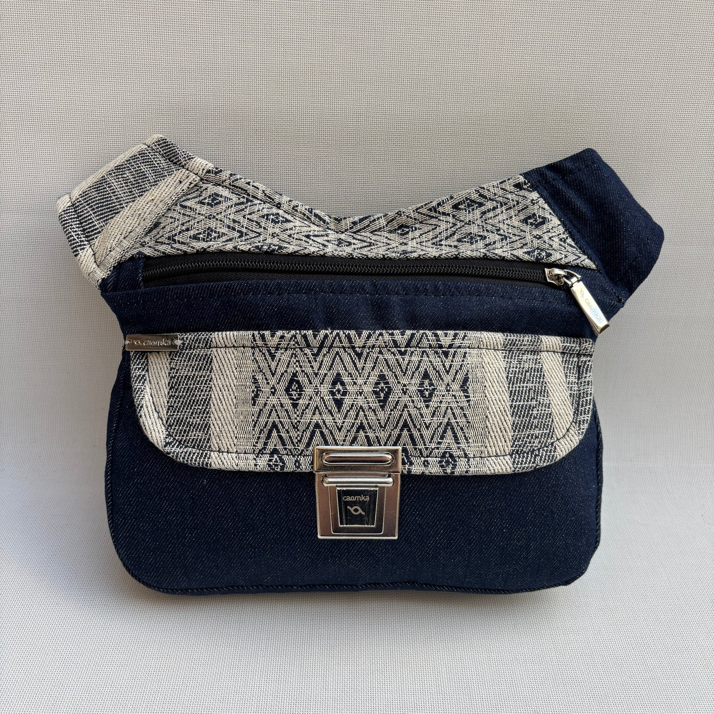 Riñonera "Elegant Jeans India" · Pieza Única Núm. 18705