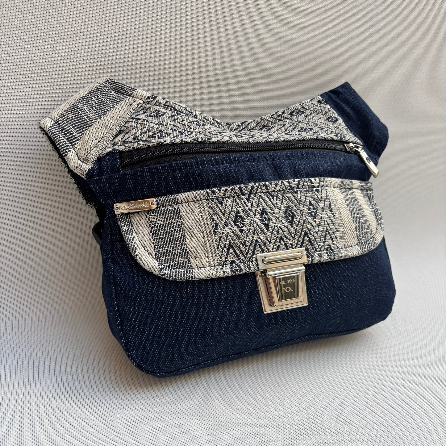 Riñonera "Elegant Jeans India" · Pieza Única Núm. 18705