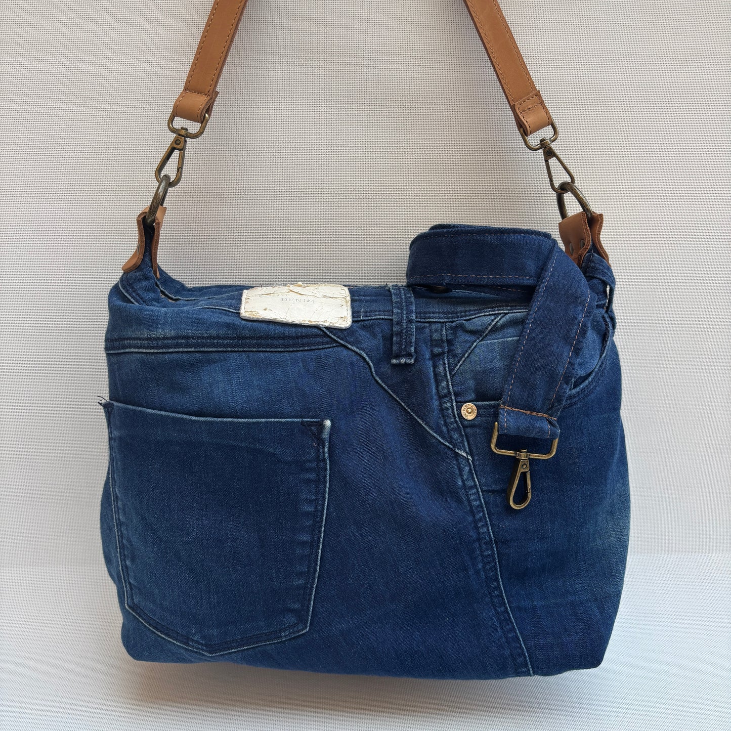 Bolso, bandolera vaquero · Multifunción · ♻️ Jeans Recycled ♻️ · Pieza Única Núm. 17781