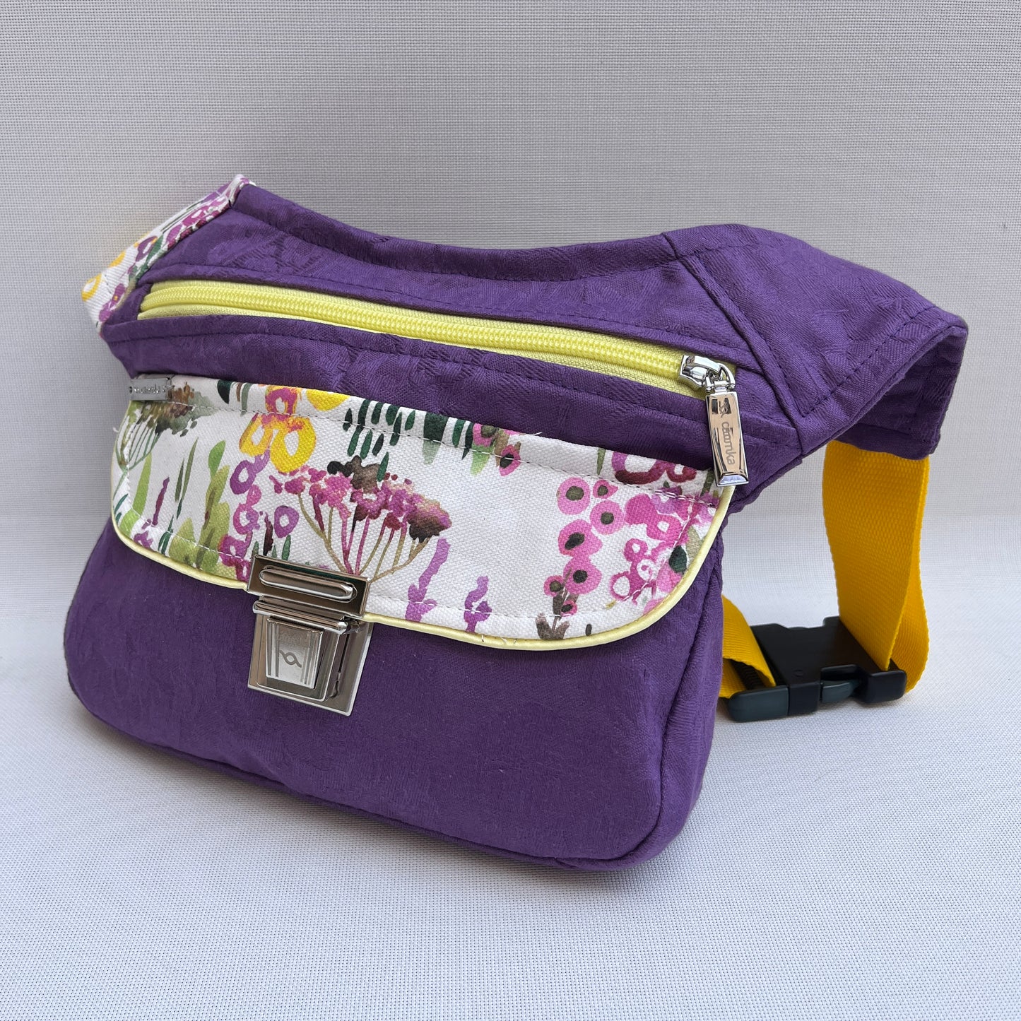 Special Purple Fantasy + Back pocket · Waterproof · Unique Piece No. 13136