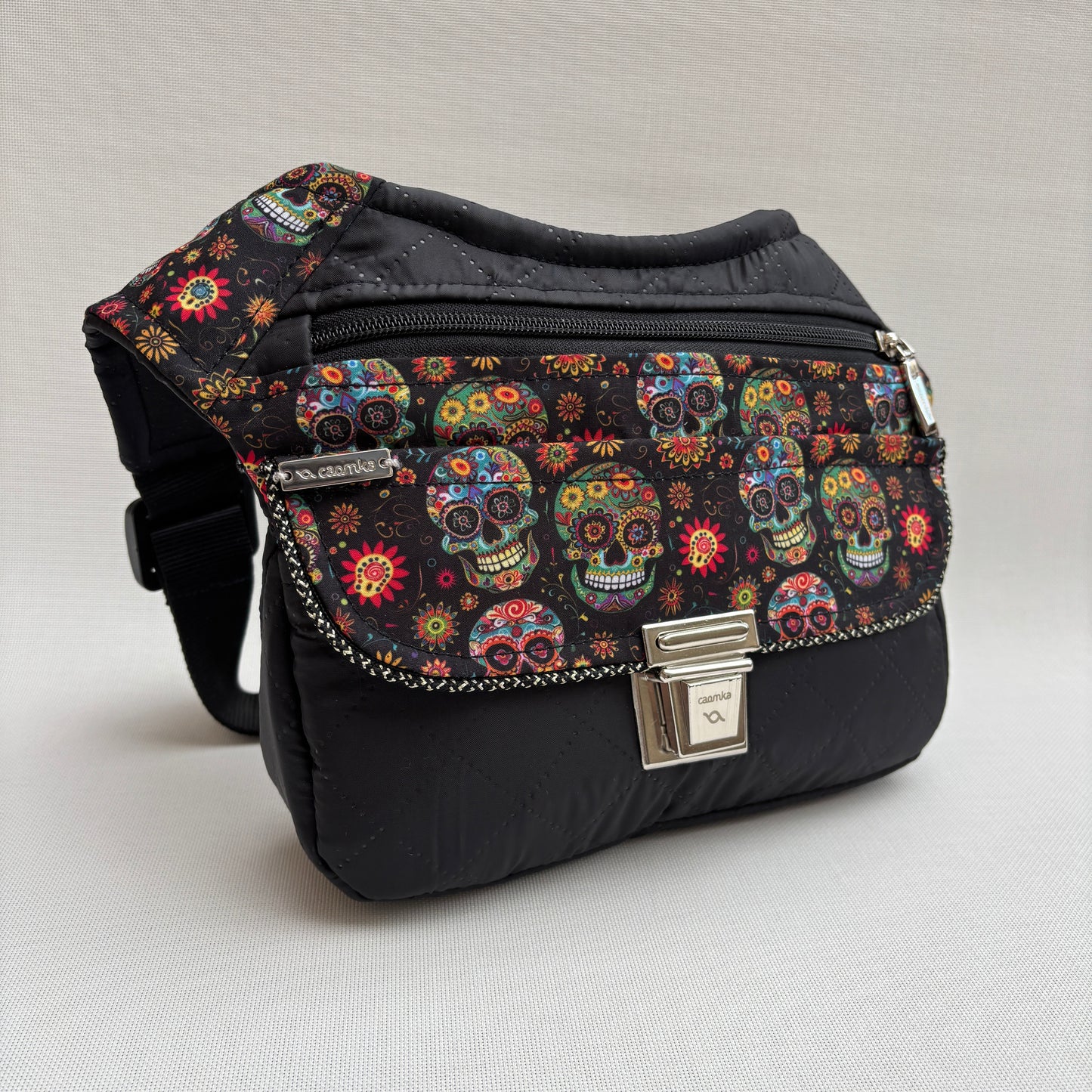 Riñonera "Special Elegant Skulls" + Bolsillo trasero · Pieza Única Núm. 16964