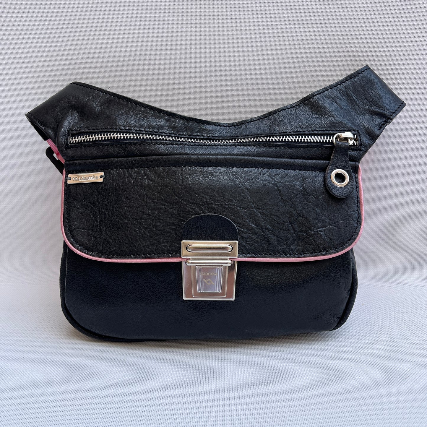 Special Black & Pink · Piel natural BioCuir® · Pieza Única Núm. 13659