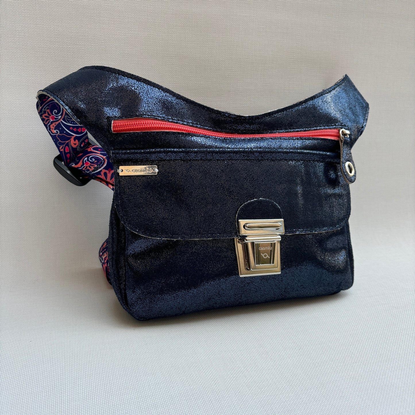 Metal Elegant Night Blue + Bolsillo trasero · Pieza Única Núm. 16179
