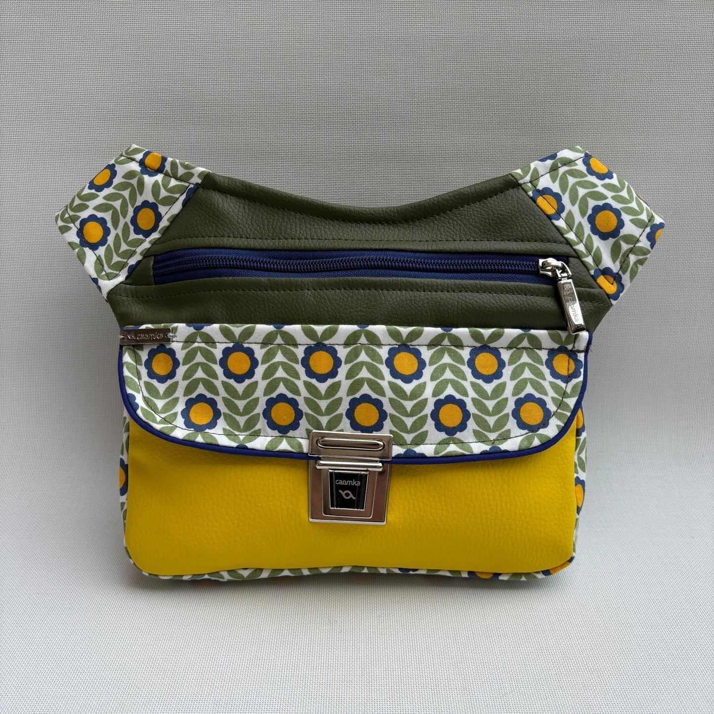 Riñonera "Vintage Green" + Bolsillo trasero · Polipiel · Pieza Única Núm. 16957