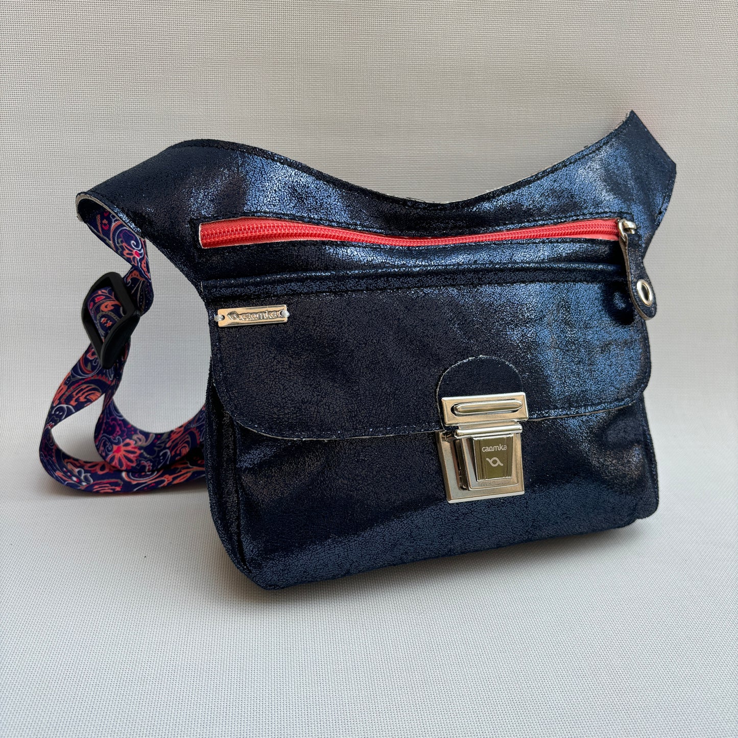 Metal Elegant Night Blue + Bolsillo trasero · Pieza Única Núm. 16179
