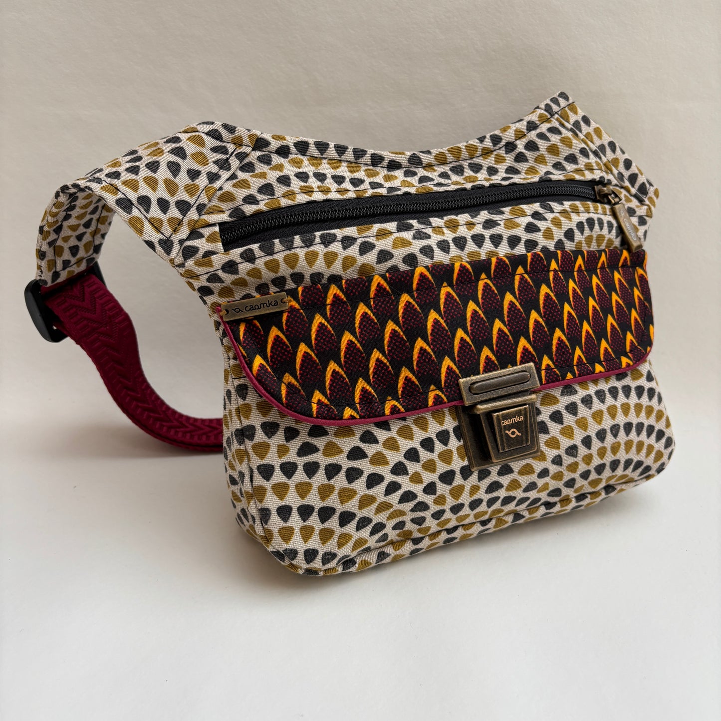 Riñonera "Special Africa" + Bolsillo trasero · Pieza Única Núm. 19442
