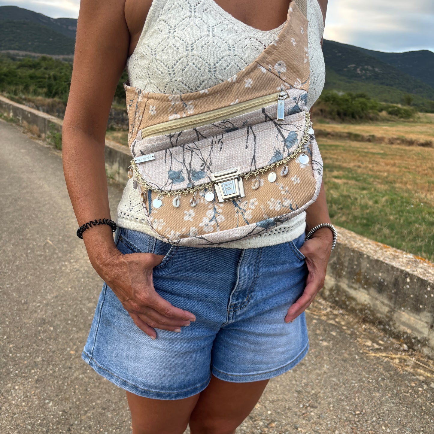 Riñonera "Special Summer Sakura" + Bolsillo trasero · Impermeable · Pieza Única Núm. 17809