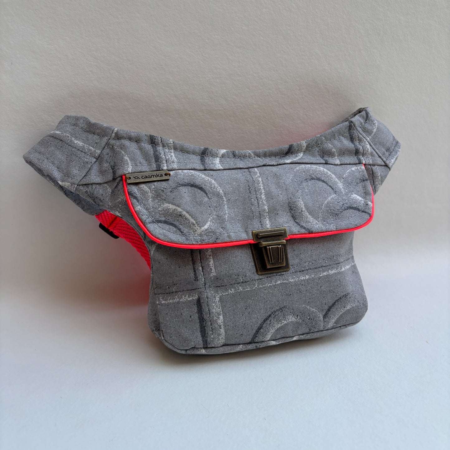 Riñonera Mini "Special Panot" · Impermeable + Bolsillo trasero extra · Pieza Única Núm. 19414