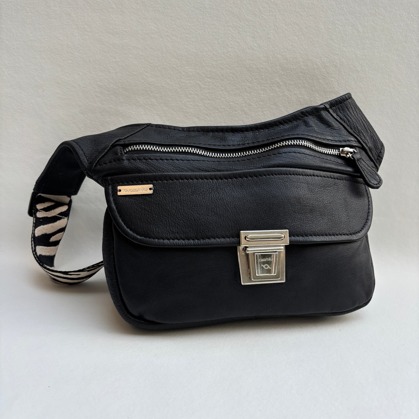 Riñonera "Special Black Top” + Bolsillo trasero · Piel · Pieza Única Núm. 19440