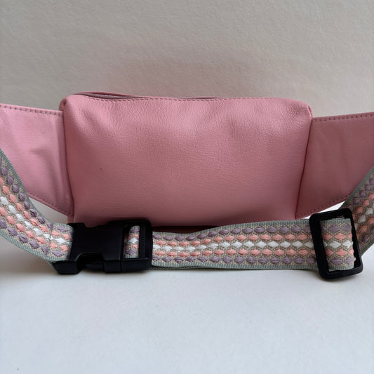 Riñonera Urban Classic · Rosa Top · Piel · Pieza Exclusiva Núm. 19360
