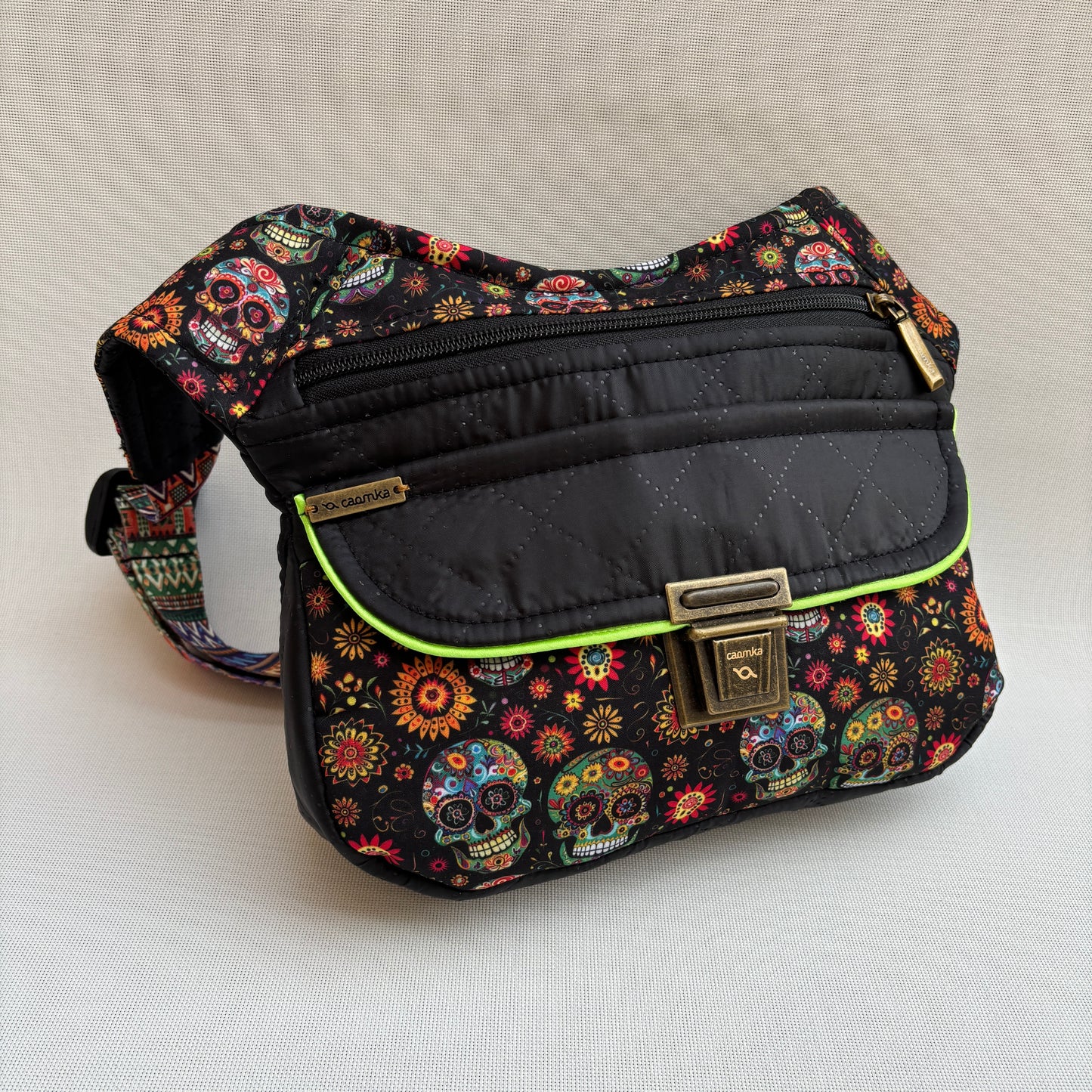 Spezielle Weltkarte + Gesäßtasche Einzelstück Nr. 11951