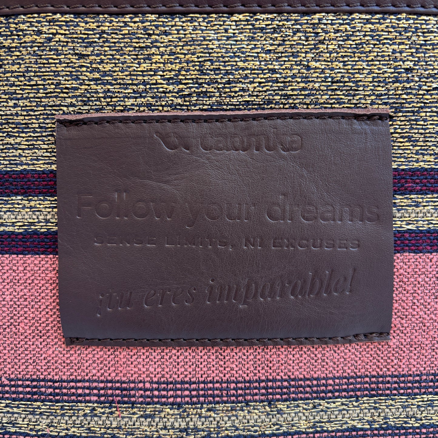 Funda Portátil "Urban Sunset"  · Pieza Única Núm. 18483