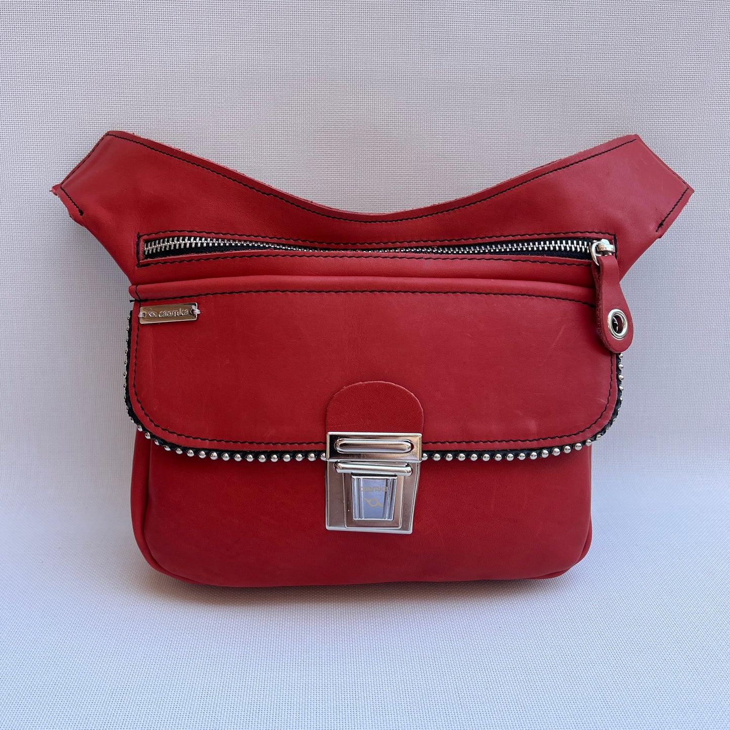 Premium Red & Silver · Piel - Cuero · Pieza Exclusiva Núm. 15402