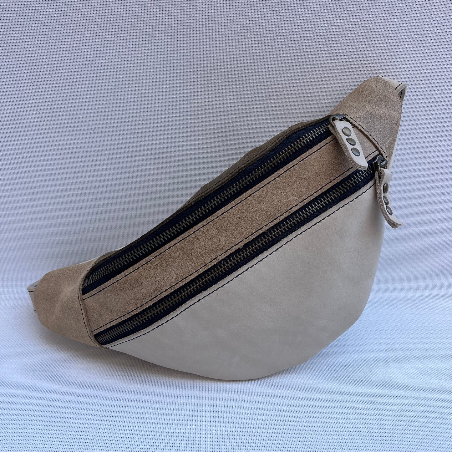 Premium Retro Chic · Piel - Cuero · Pieza Única Núm. 15316
