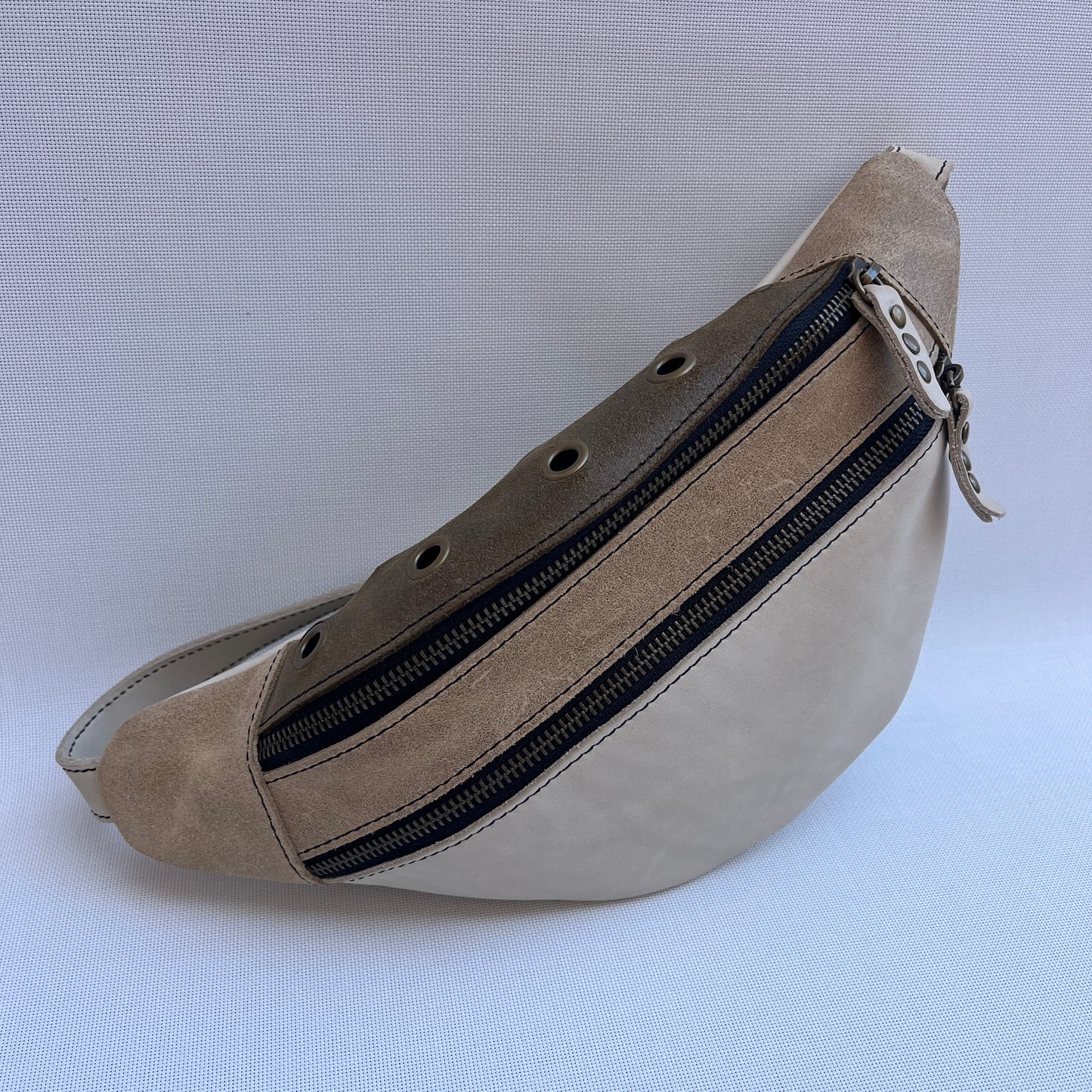 Premium Retro Chic · Piel - Cuero · Pieza Única Núm. 15316
