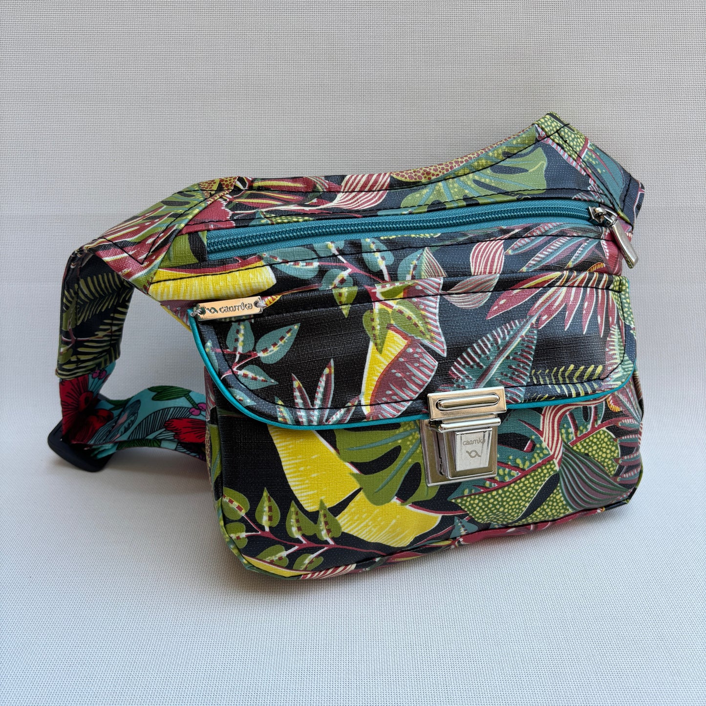 Riñonera "Special Tropical Top" · Impermeable · Pieza Única Núm. 17958