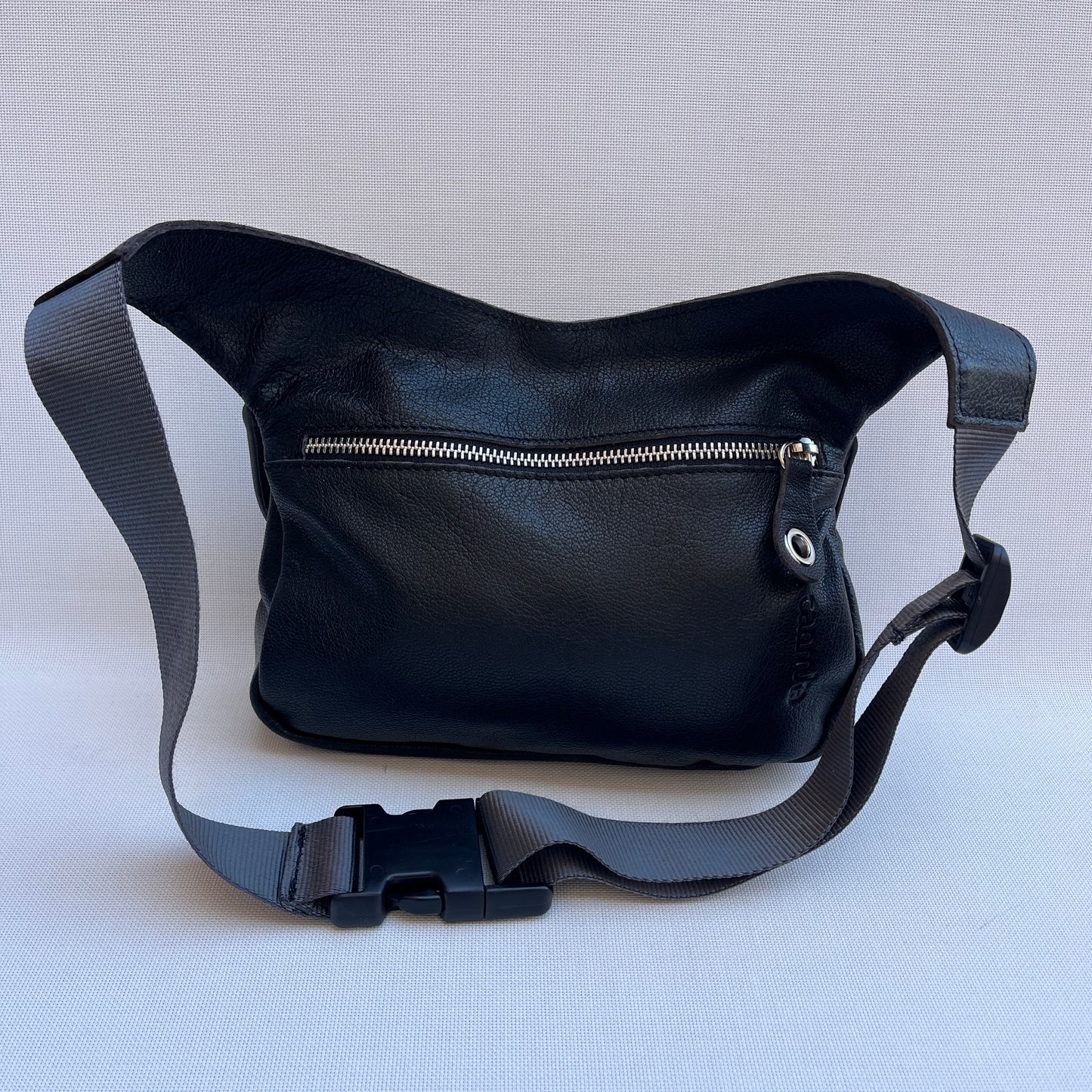 Special Black & Gray · Piel natural BioCuir® · Pieza Exclusiva Núm. 13676