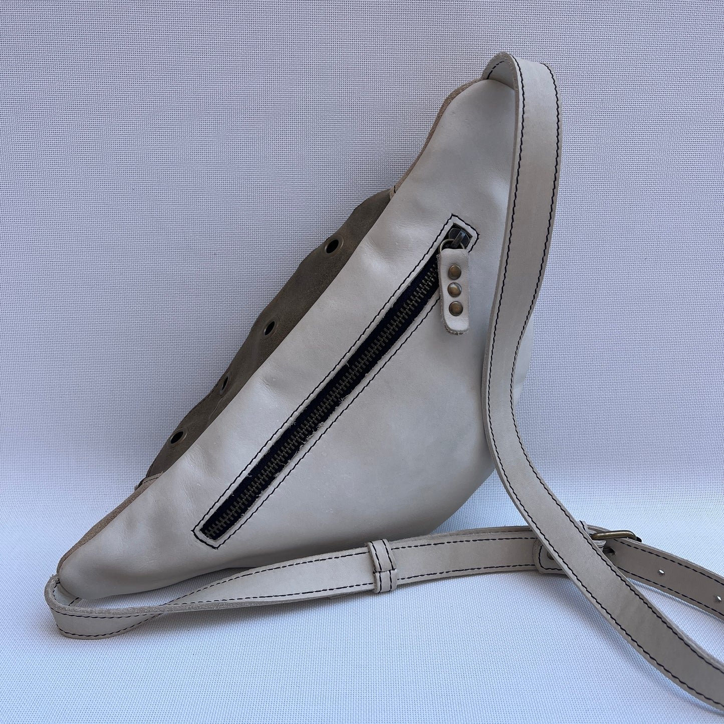 Premium Retro Chic · Piel - Cuero · Pieza Única Núm. 15316