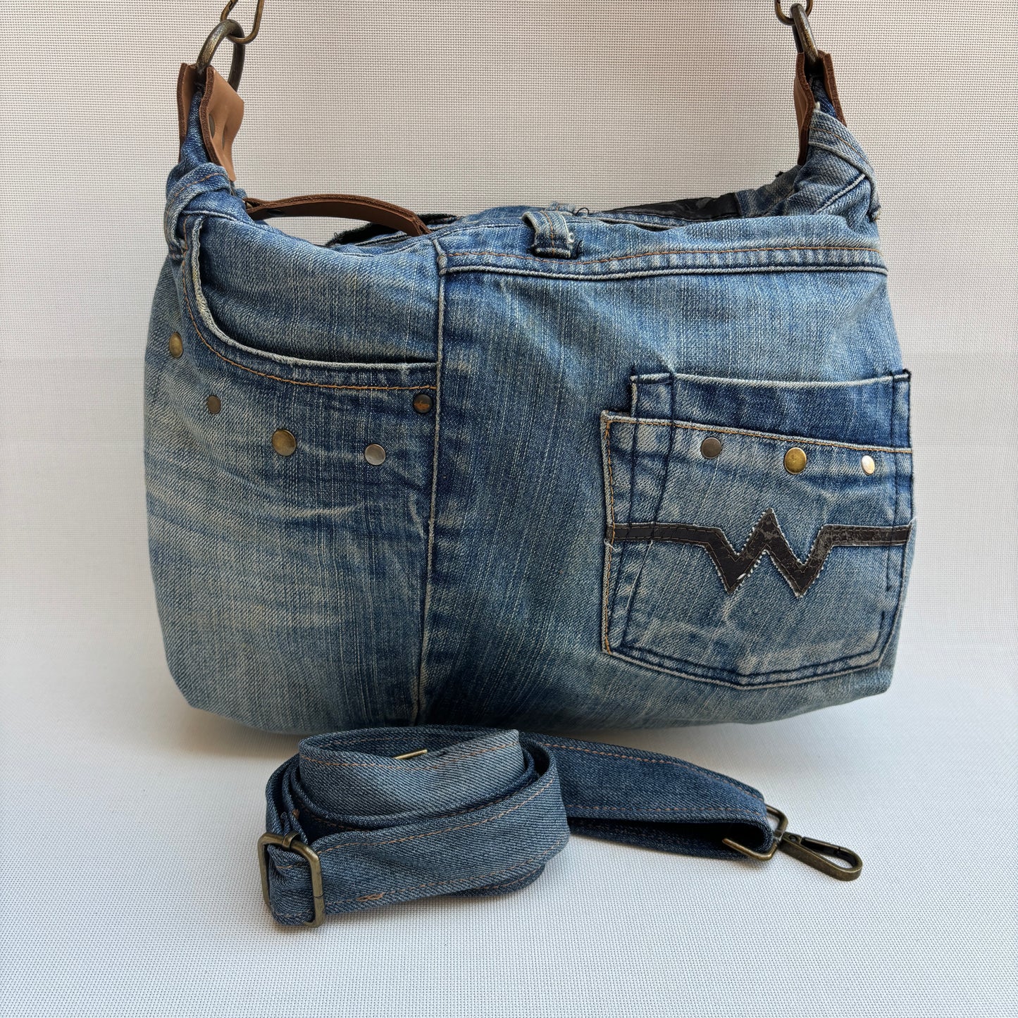 Bolso, bandolera vaquero · Multifunción · ♻️ Jeans Recycled ♻️ · Pieza Única Núm. 17839