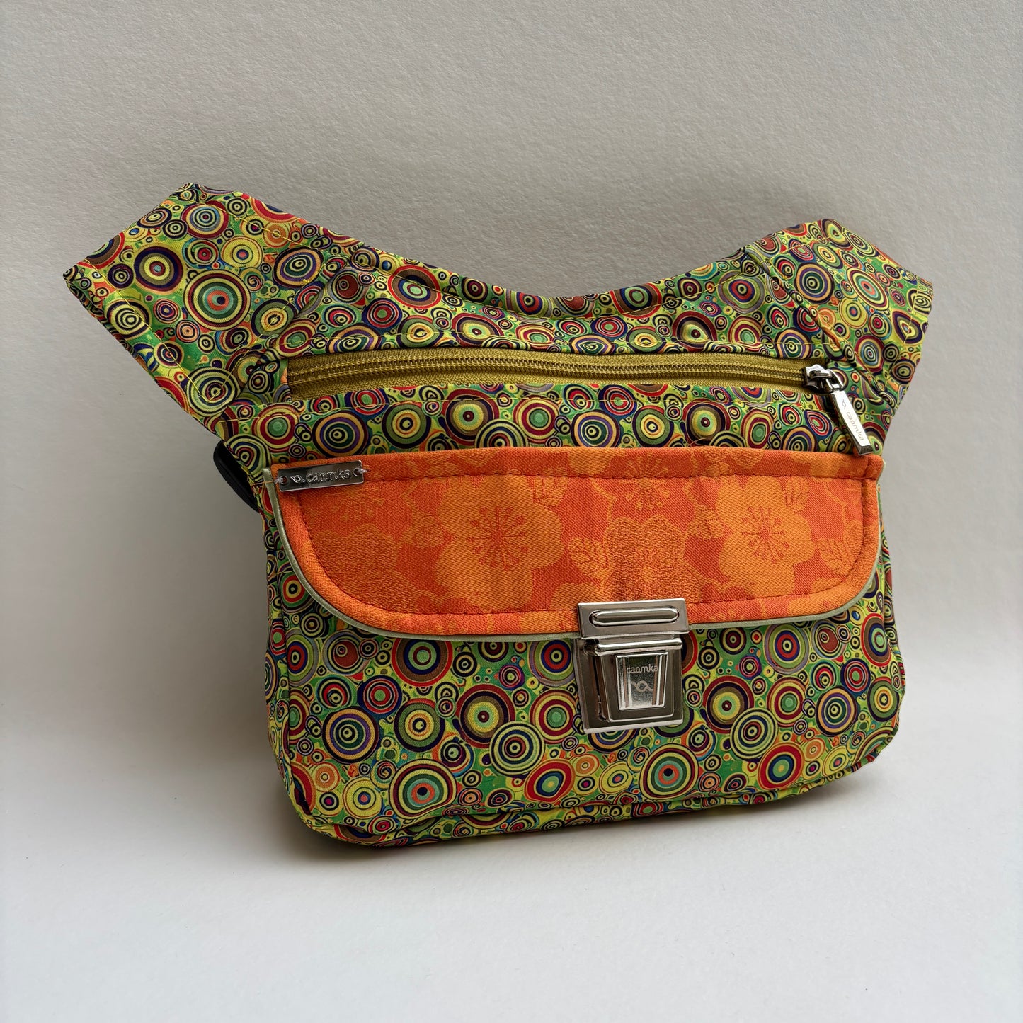 Riñonera "Special Summer Energy Top" + Bolsillo trasero · Pieza Única Núm. 19352