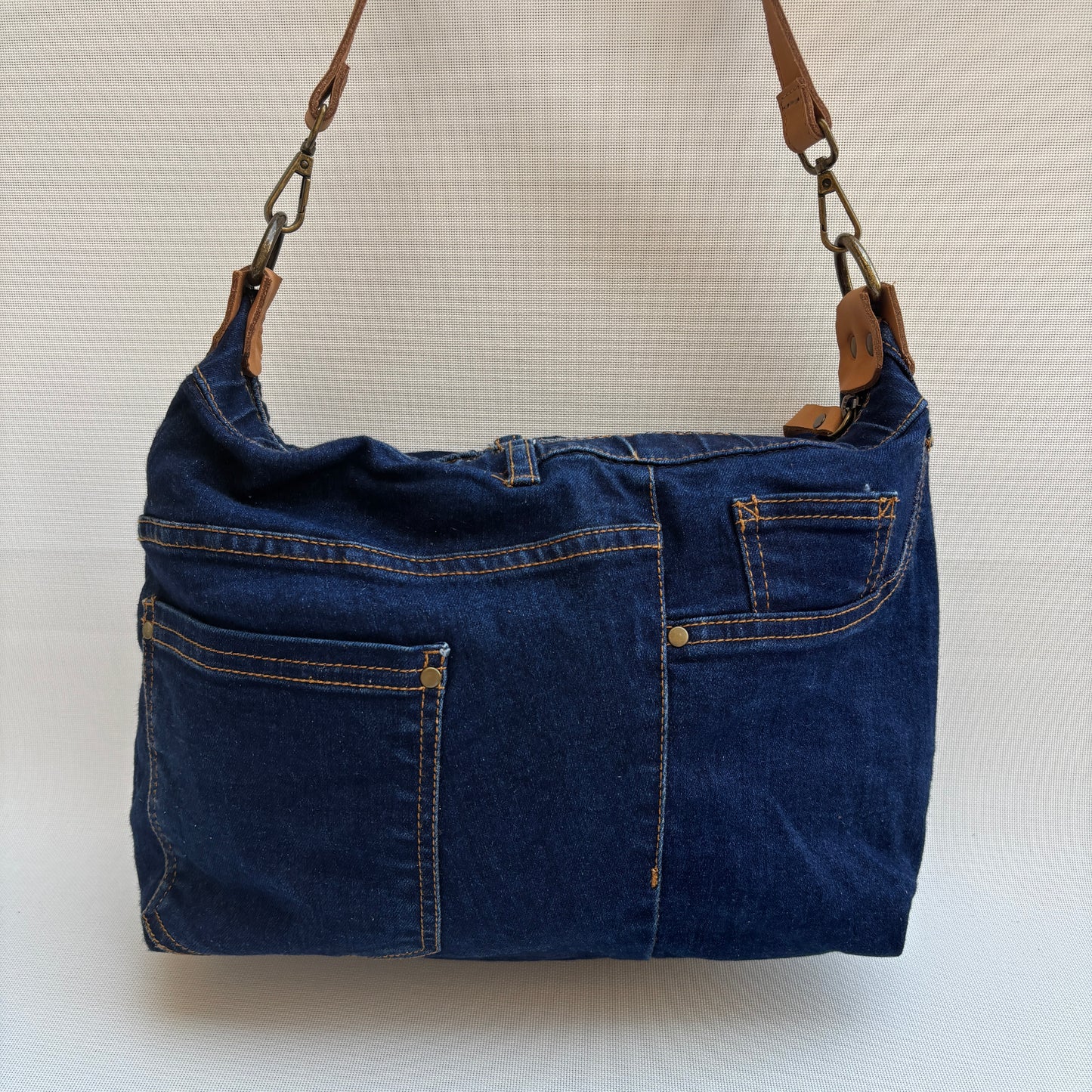 Bolso, bandolera vaquero · Multifunción · ♻️ Jeans Recycled ♻️ · Pieza Única Núm. 17883
